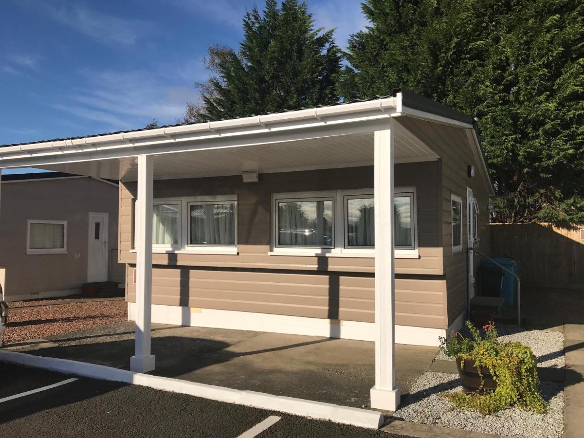 3 Bedroom Self-Catering Holiday Home Steps Exterior photo